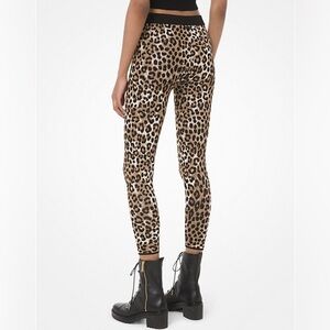 Michael Kors Leopard Stretch-Viscose Jacquard
Leggings